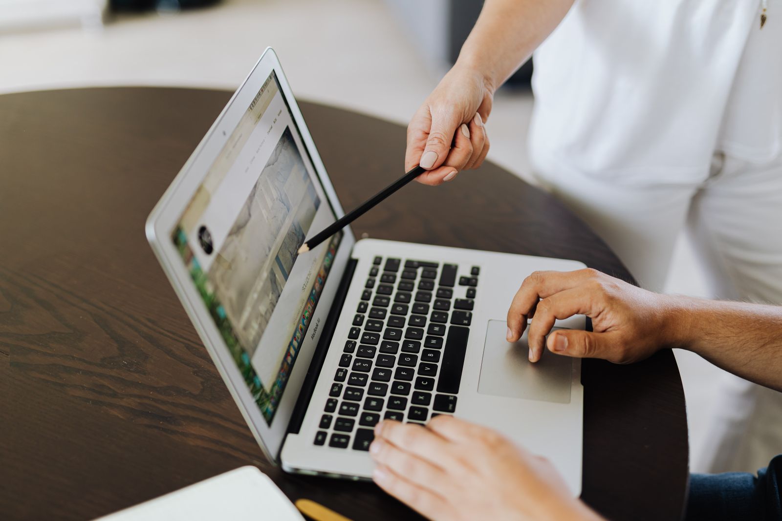 Implantação de software jurídico: como fazer a equipe realmente usar